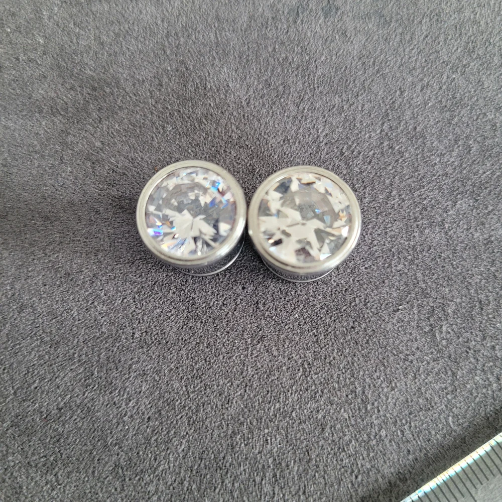 Crystal Plug 1/2 Inch - Picture 3 of 4